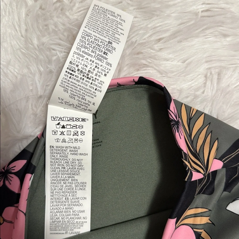 Roxy Pro The True Air Swimwear large NWT